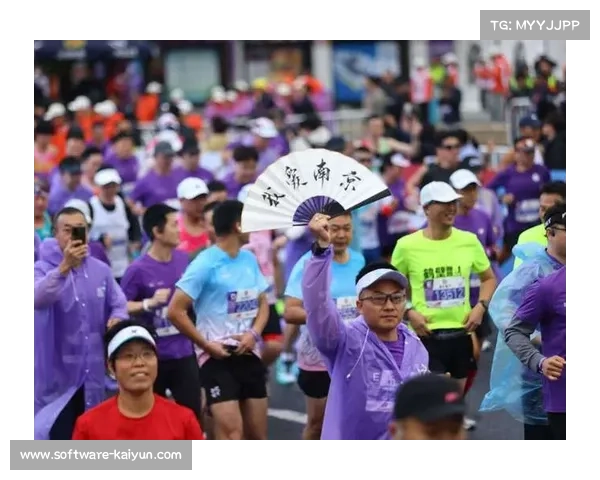 北京青少年武术赛创历史新高 74支队伍激烈角逐月坛体育馆 北京青少年武术赛创历史新高 74支队伍激烈角逐月坛体育馆